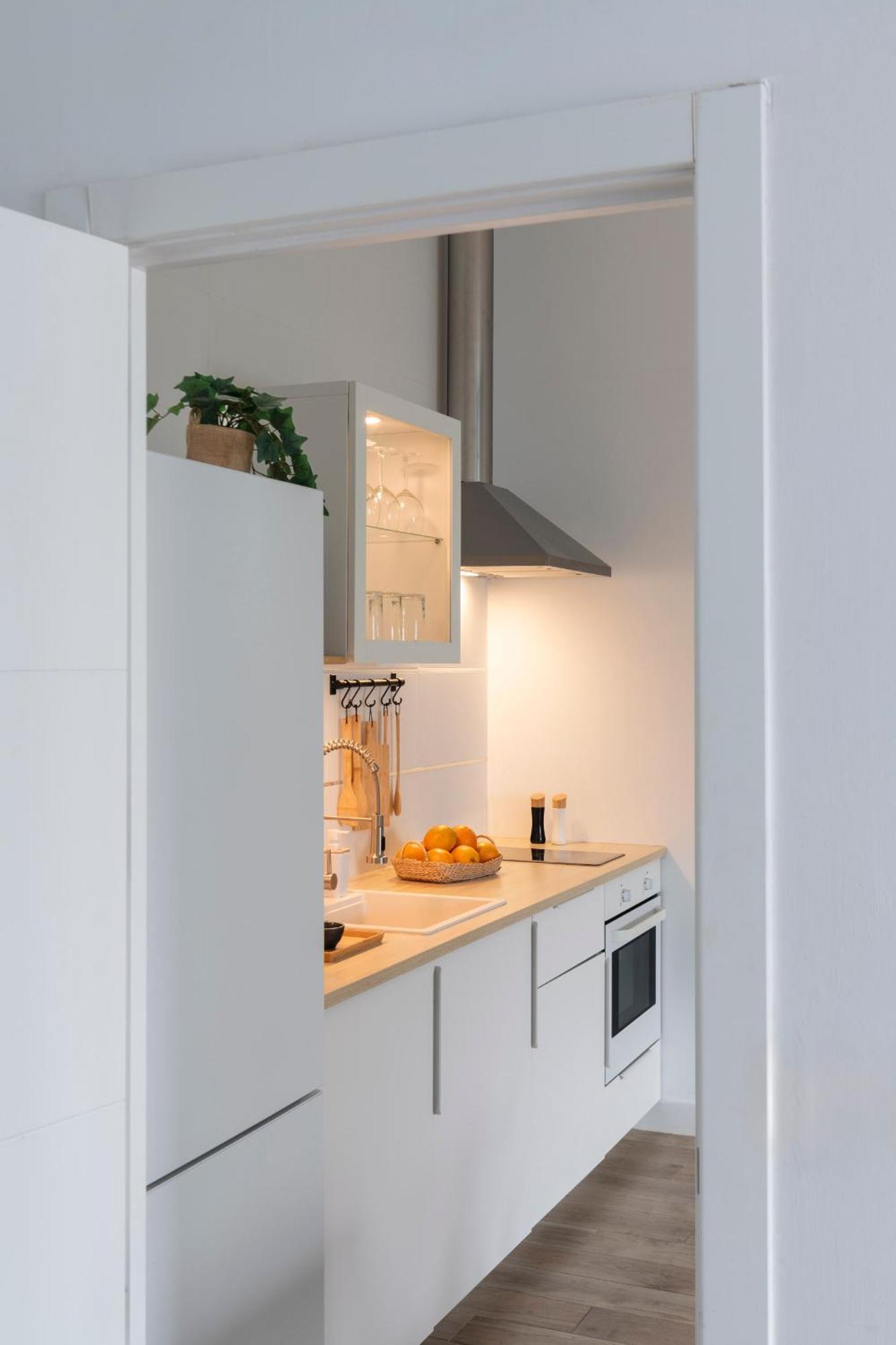Calma Muralla House-Two Bedrooms & Two Bathrooms セビリア エクステリア 写真