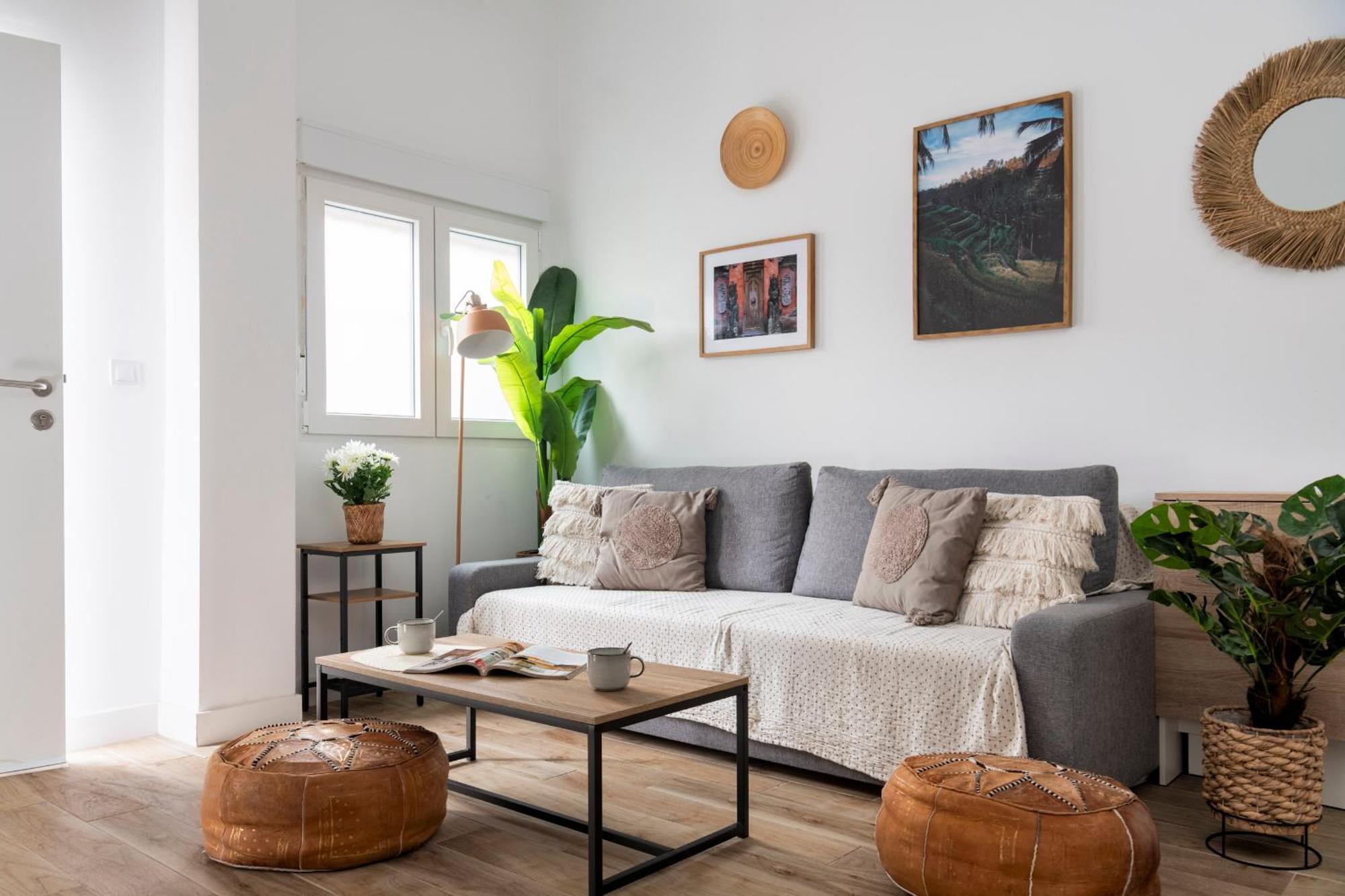Calma Muralla House-Two Bedrooms & Two Bathrooms セビリア エクステリア 写真